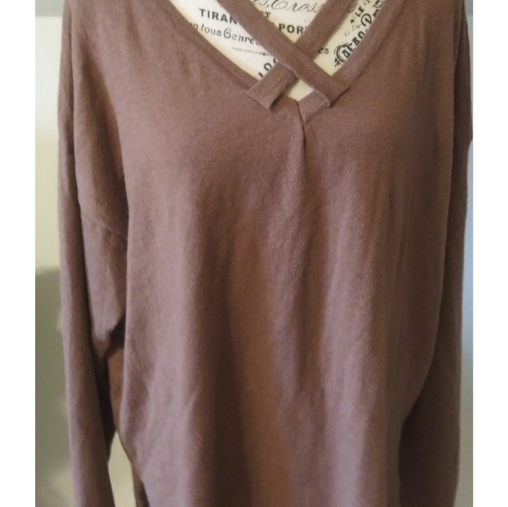 UMGEE BROWN KNIT Sweater V-NECK TOP